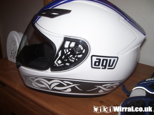 Attached picture 2 helmet.JPG
